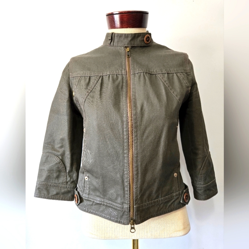 CHARLES JOURDAN Olive Green Cropped Zip-Up Jacket With Neck Buckle. Size 38/ MED